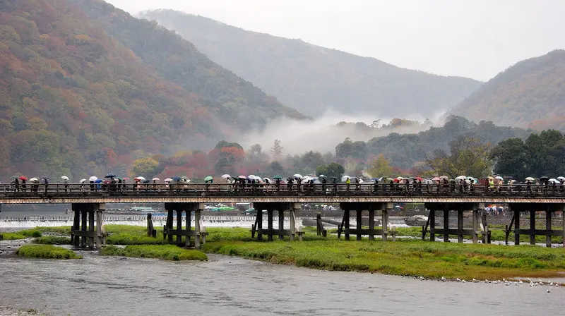 Togetsukyo dưới mưa, mùa thu